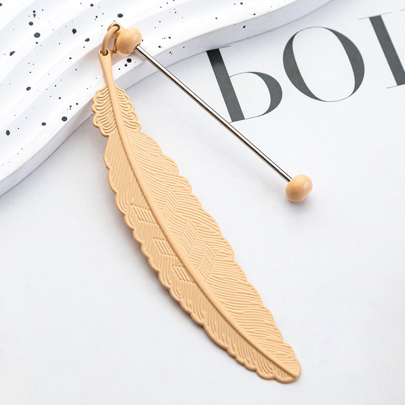 Handmade beaded metal feather bookmark（4PCS）