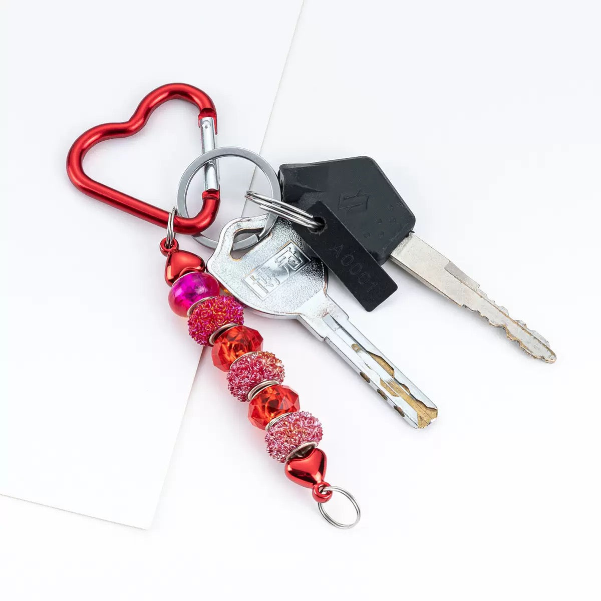 Beaded heart-shaped metal climbing buckle（6PCS）