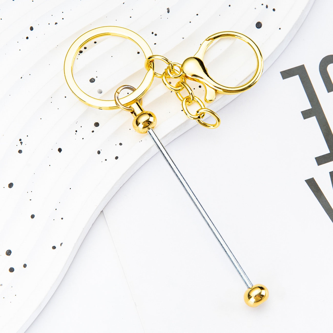 Beadable metal, colored keychain（6PCS）