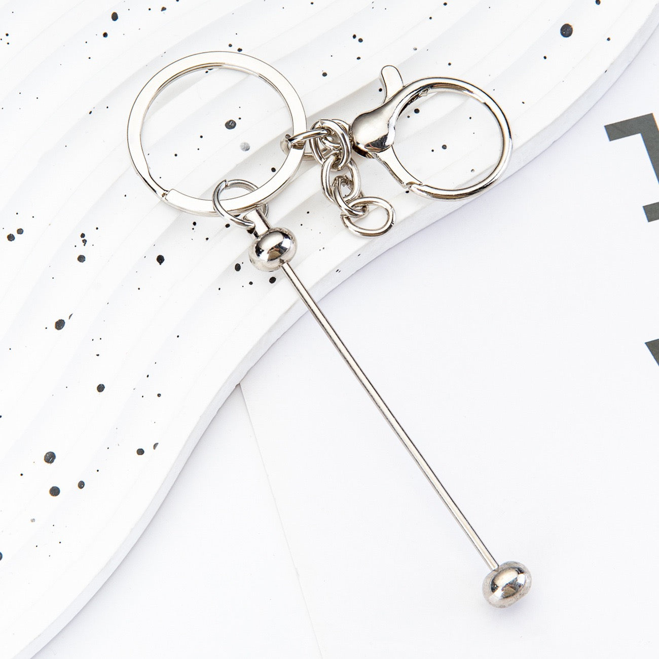 Beadable metal, colored keychain（6PCS）