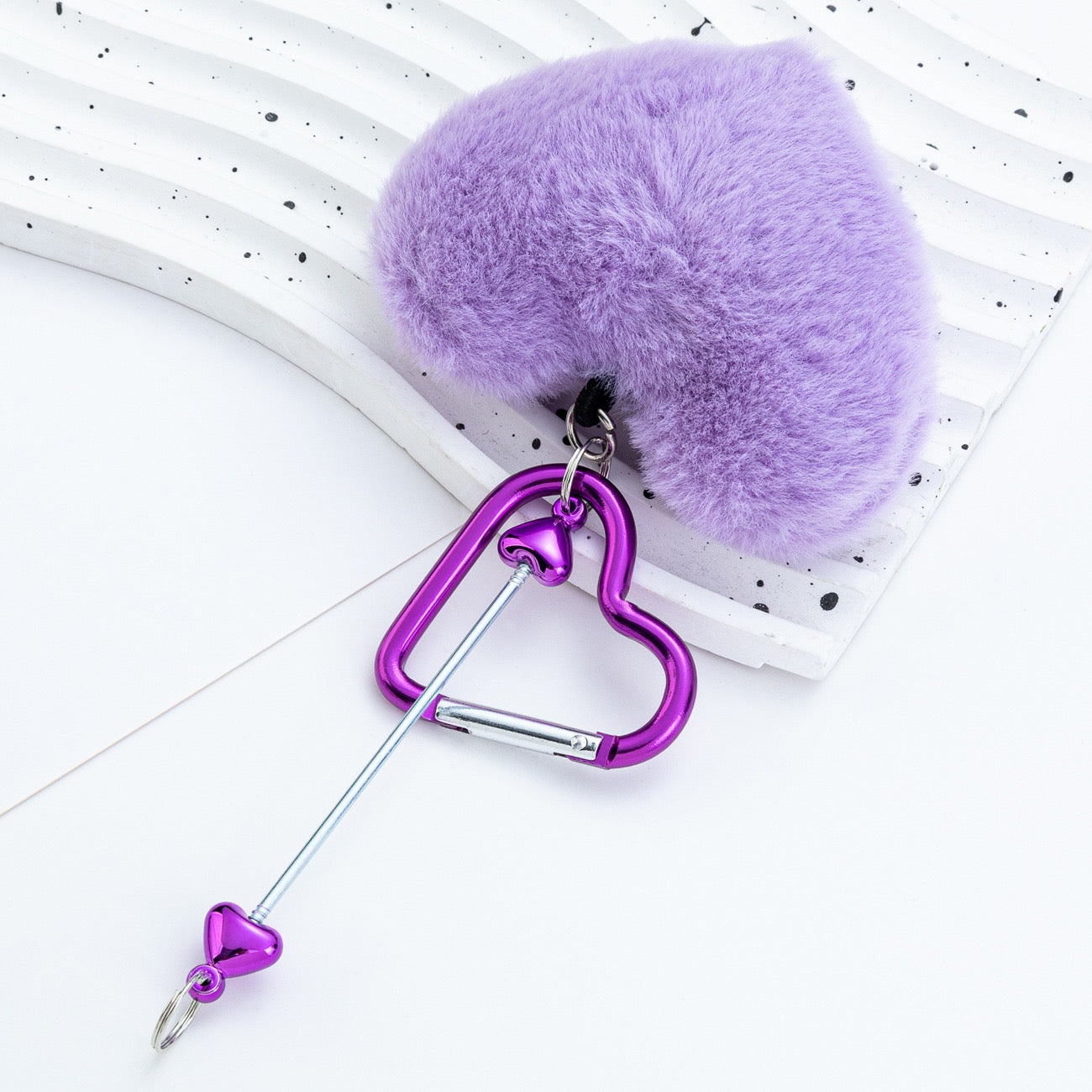 Bead-decorated plush heart-shaped climbing buckle（5PCS）
