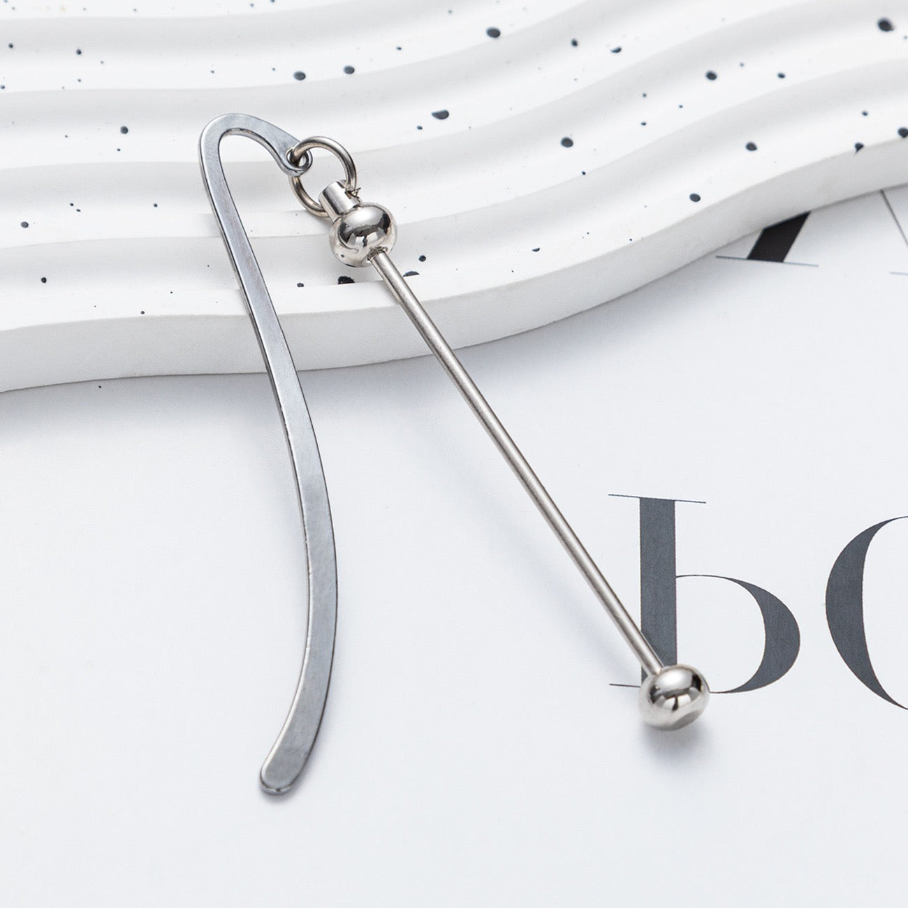 Metal beaded bookmark page clip（7PCS）